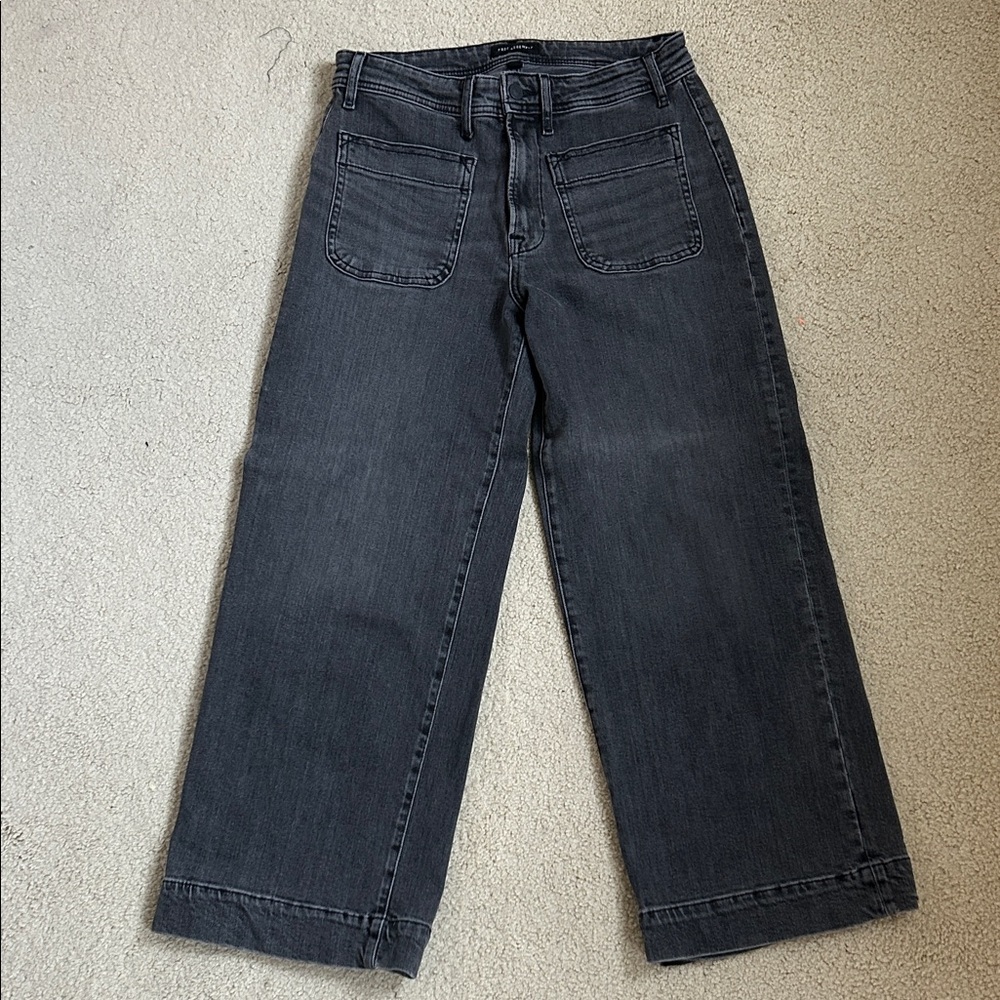 Women's Free Assembly Black Wash Cropped Jeans | Size 8